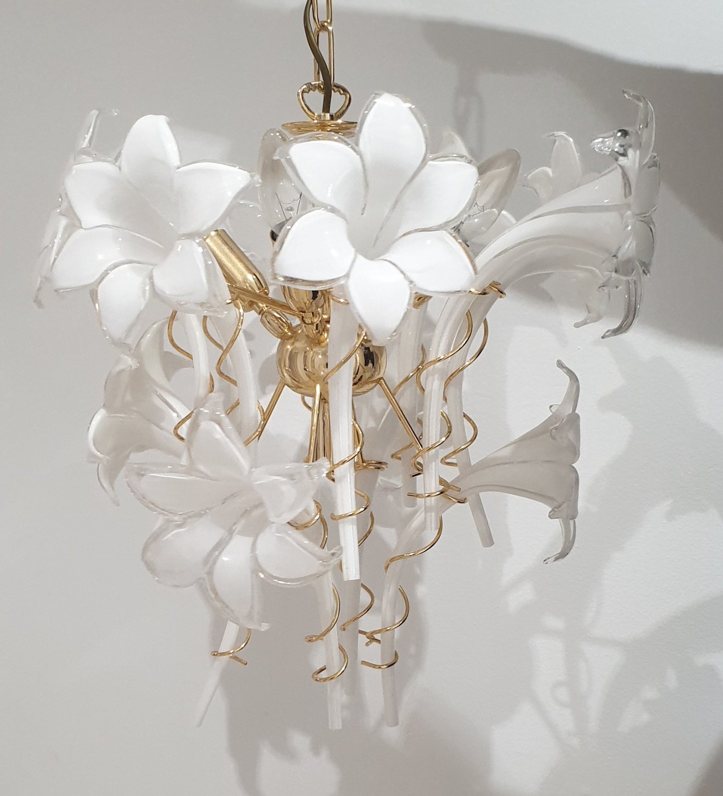 Franco Luce brass chandelier with mouth-blown Murano lilies