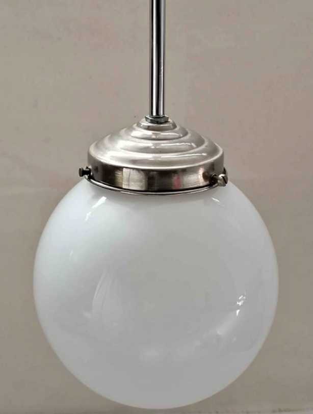 Vintage Art Deco opaline globe lamp